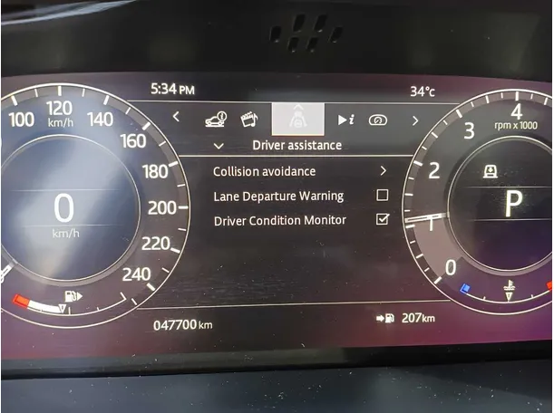 Car image 23