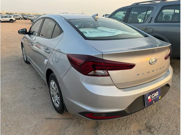 Car image 6