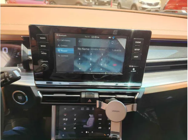 Car image 27