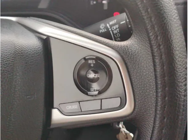 Car image 27
