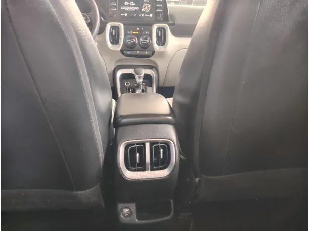 Car image 25