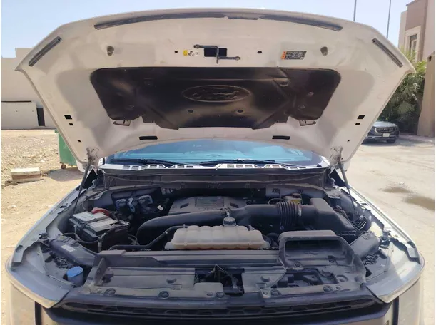 Car image 31