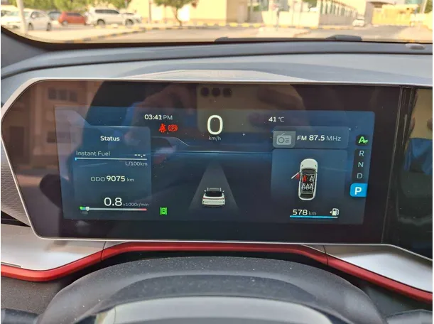 Car image 18