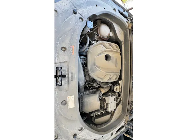 Car image 27