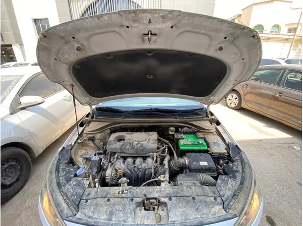 Car image 21