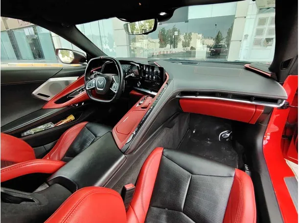 Car image 17