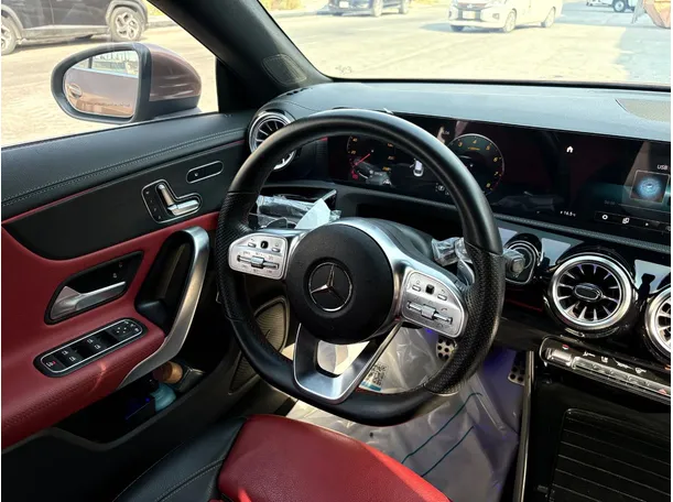 Car image 21