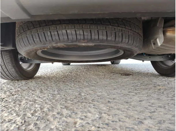 Car image 45