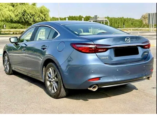 Car image 7