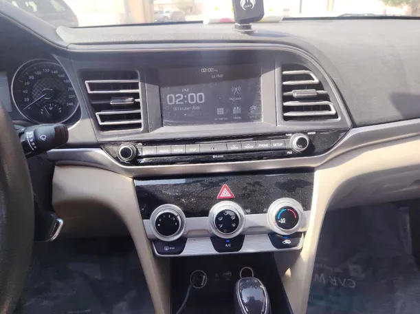 Car image 22