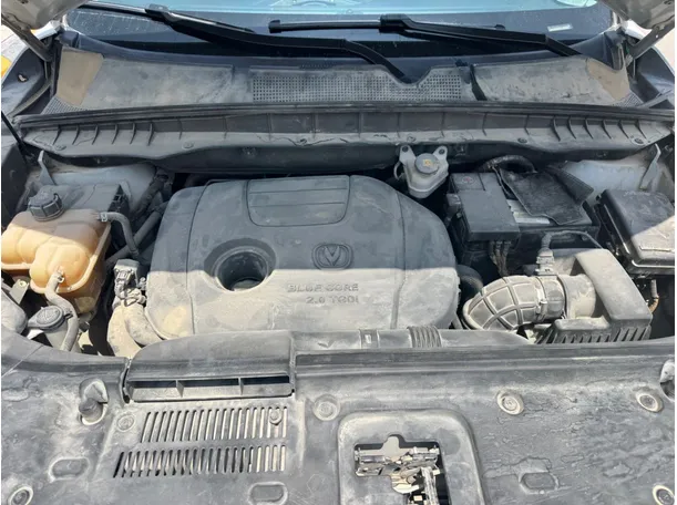 Car image 22