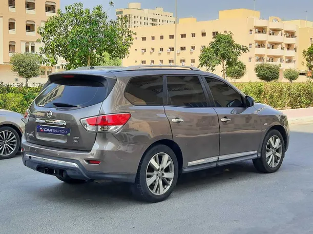 Car image 7