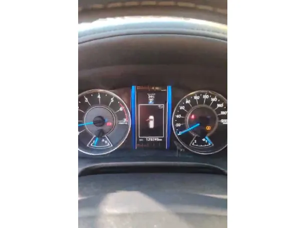 Car image 27