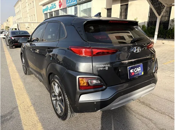 Car image 7