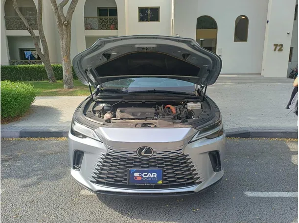 Car image 26