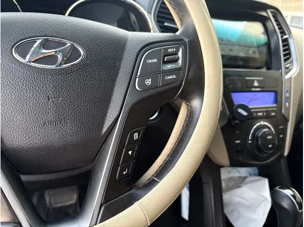 Car image 30