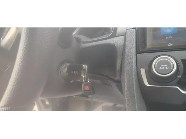 Car image 28