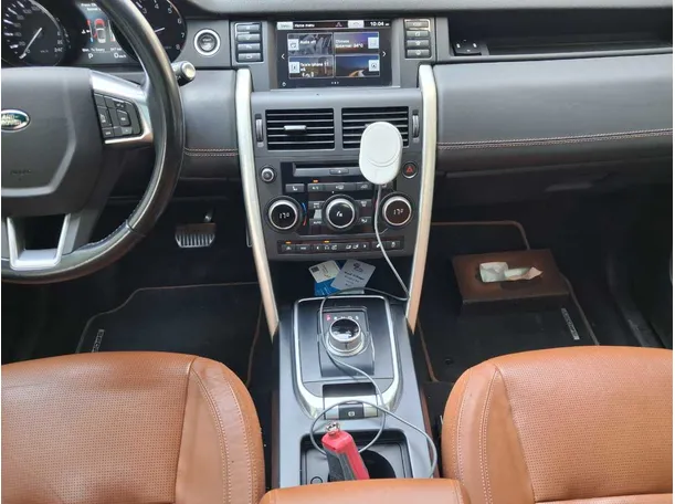 Car image 16