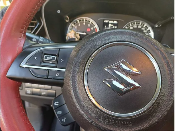 Car image 21