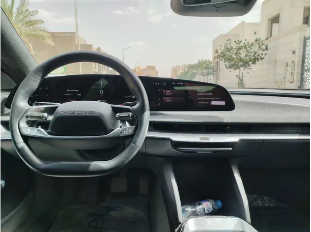 Car image 21