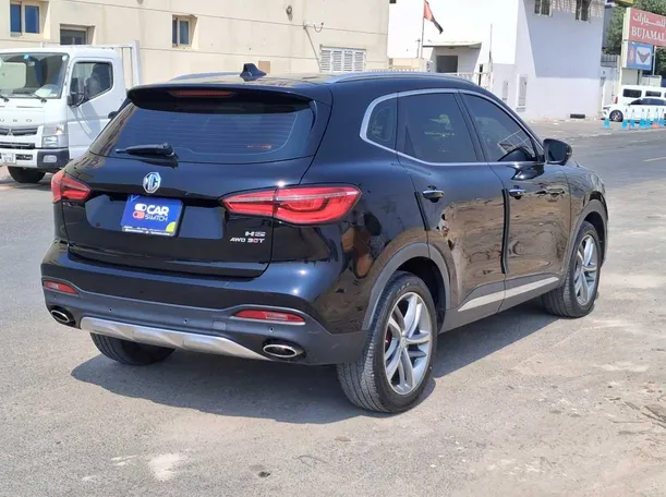 Car image 5