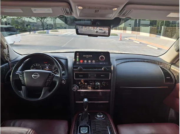 Car image 16