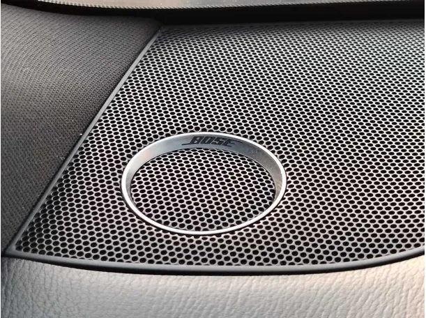 Car image 28