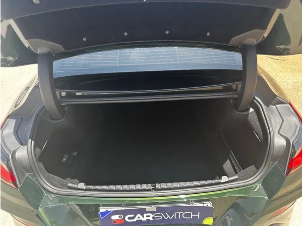 Car image 26