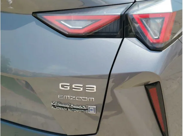 Car image 38