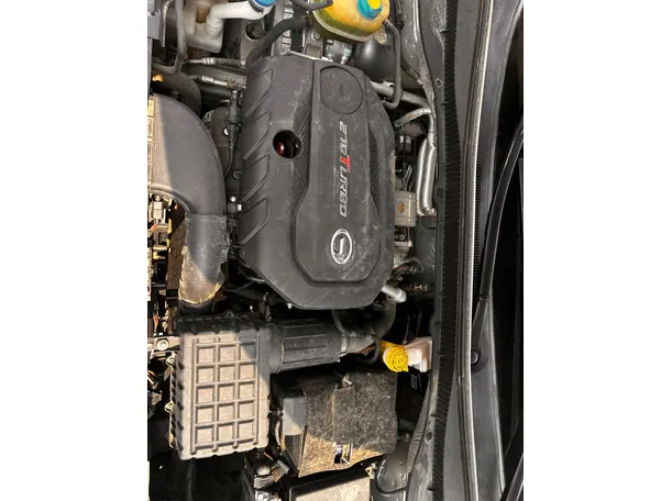 Car image 28