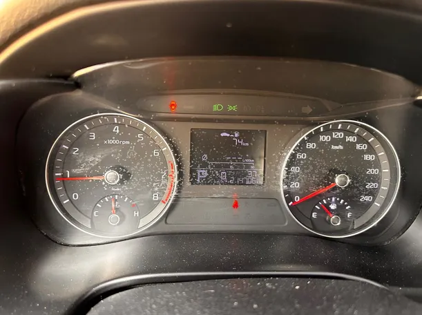 Car image 18