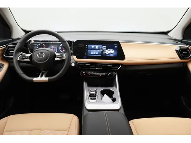 Car image 14