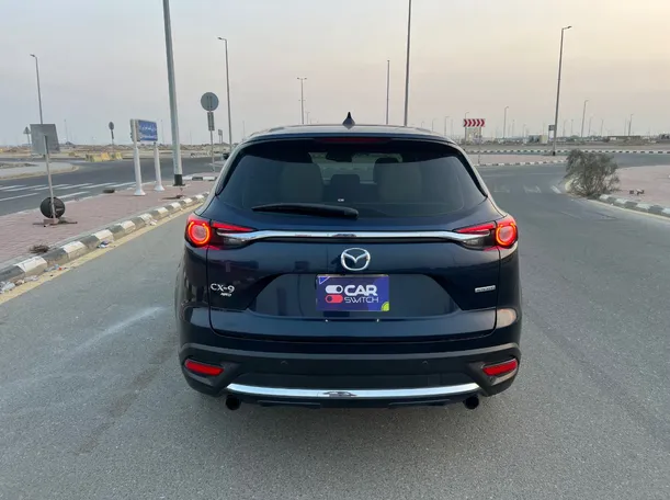Car image 6