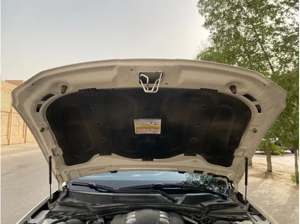 Car image 29
