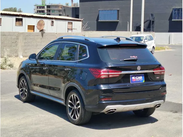 Car image 6
