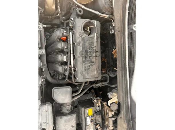 Car image 26