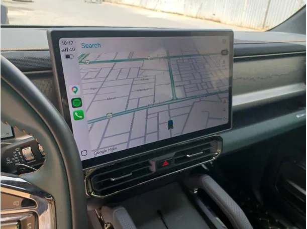 Car image 19