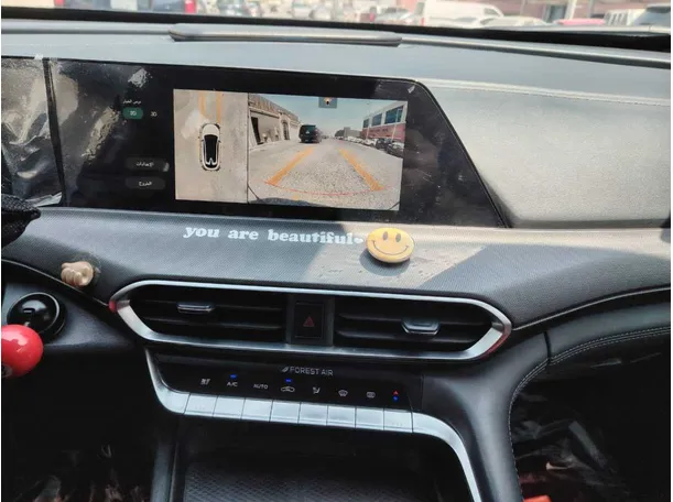 Car image 15