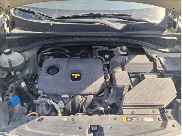 Car image 19