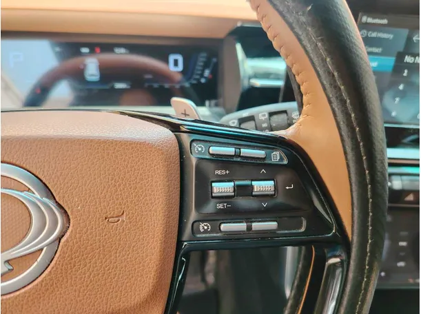Car image 37