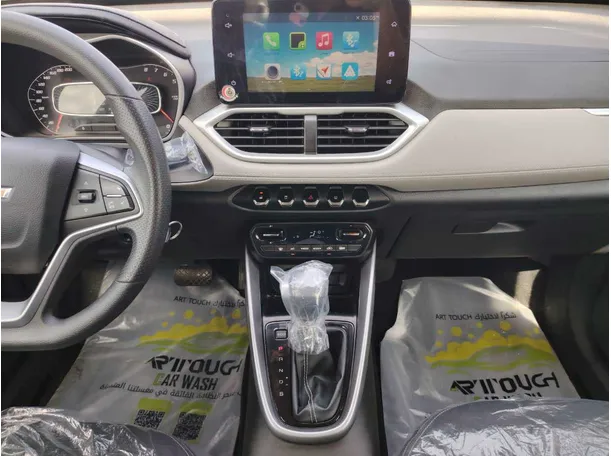 Car image 20