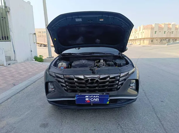 Car image 36