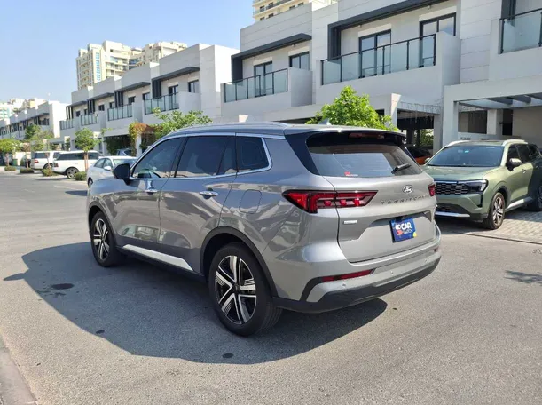 Car image 7