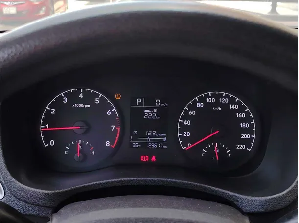 Car image 20