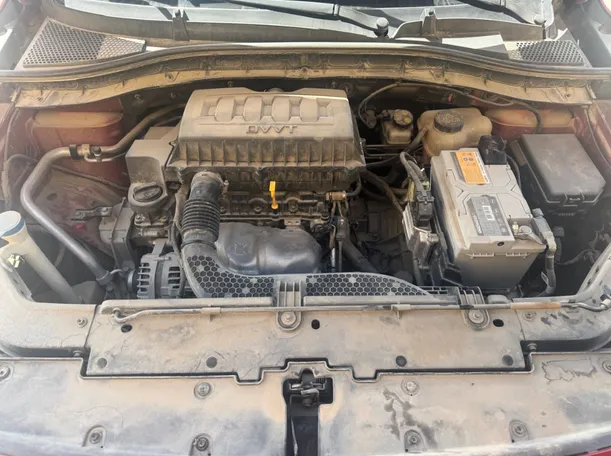 Car image 19