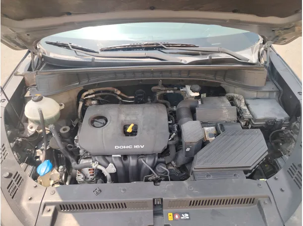 Car image 32