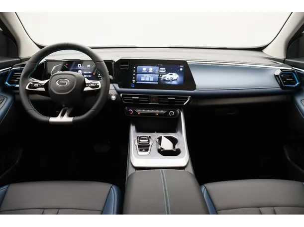 Car image 14