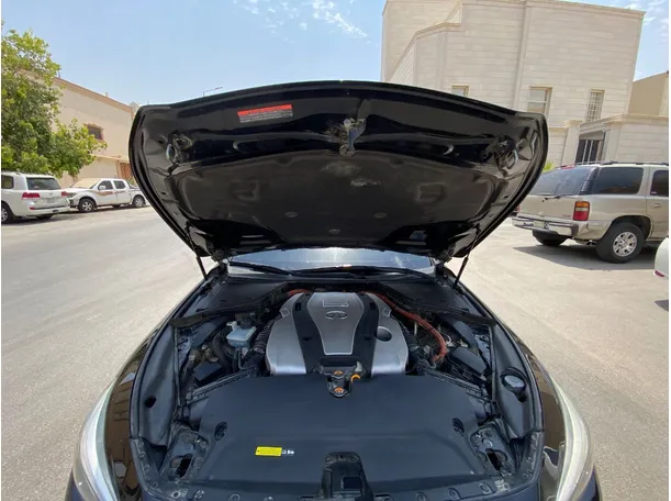 Car image 26
