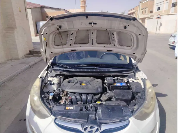Car image 24