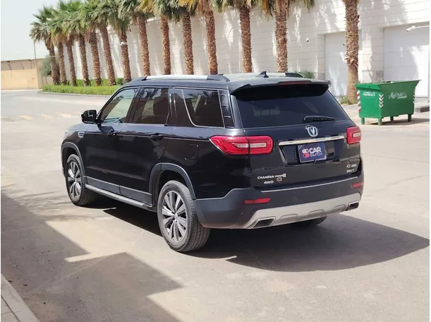 Car image 7